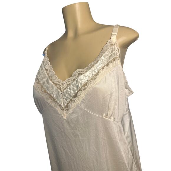 Vintage Women 20 Inner Image Cream Lace Slip Dress Nightgown Sleep Lounge - Picture 3 of 7